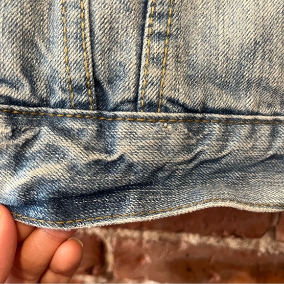 Levi’s Denim Trucker Jacket Size Medium Men’s - Picture 7 of 12